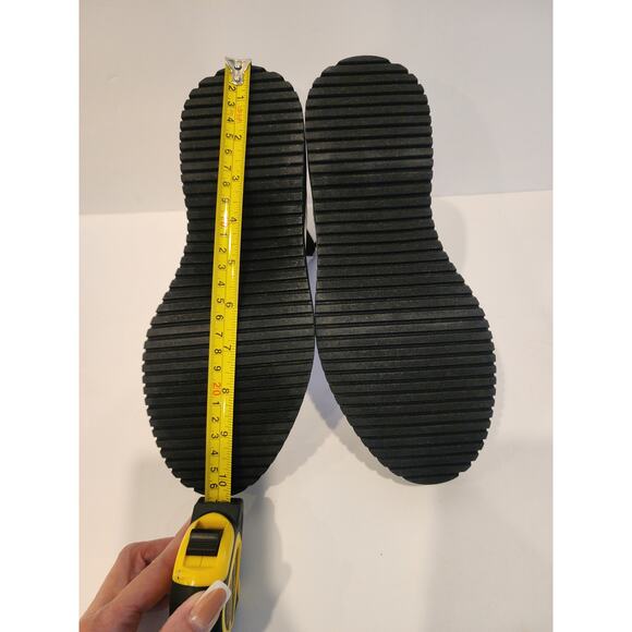 Madden Girl Chelsea Platform Boots White Faux Leather Women’s 7–7.5 - Picture 10 of 10